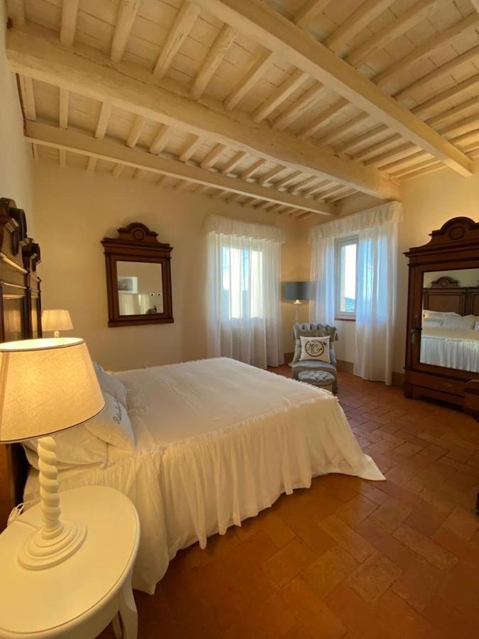 Relais Maria Cristina Panzió Chianni Kültér fotó