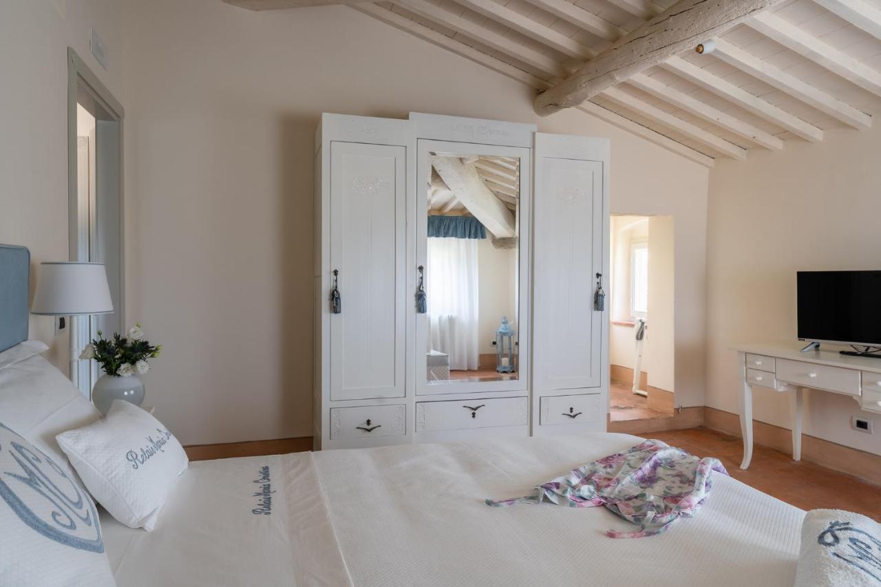 Relais Maria Cristina Panzió Chianni Kültér fotó